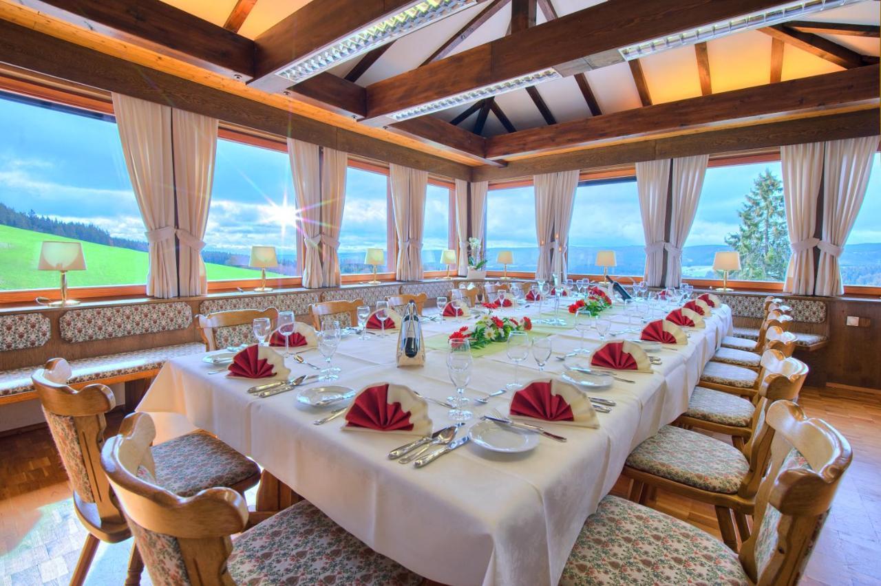 Jufa Hotel Schwarzwald Lenzkirch Esterno foto