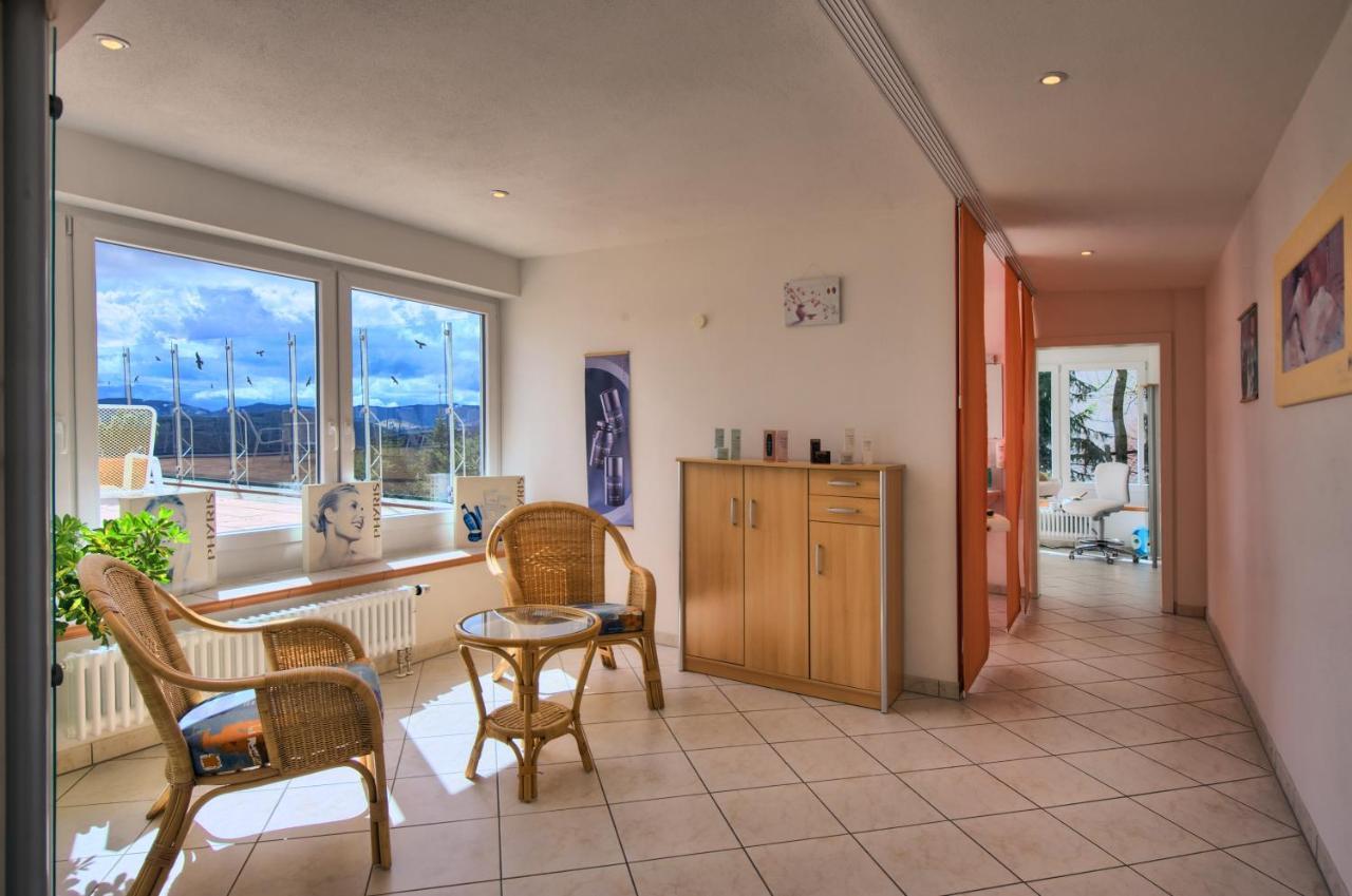 Jufa Hotel Schwarzwald Lenzkirch Esterno foto