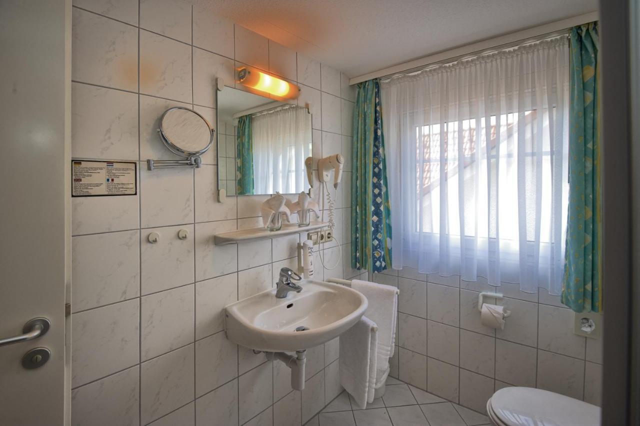Jufa Hotel Schwarzwald Lenzkirch Esterno foto