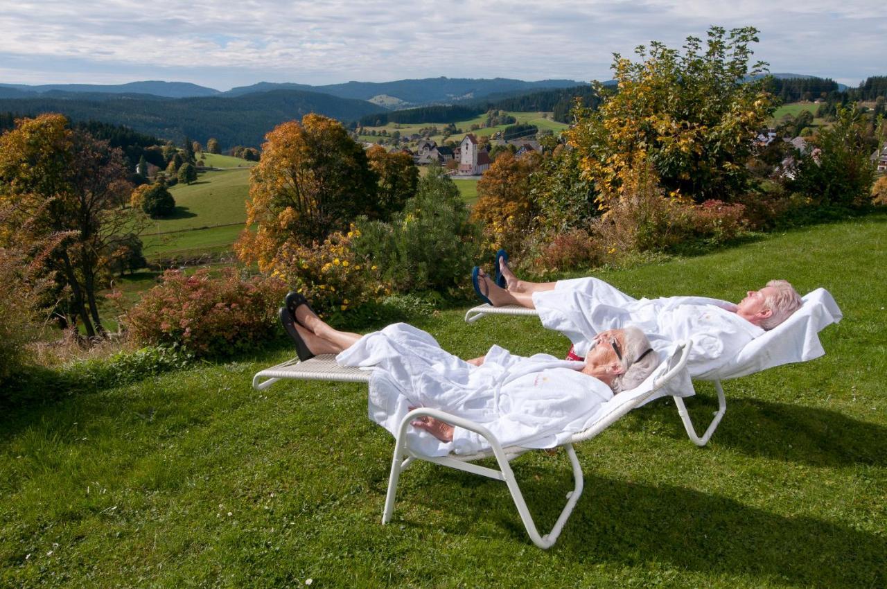 Jufa Hotel Schwarzwald Lenzkirch Esterno foto